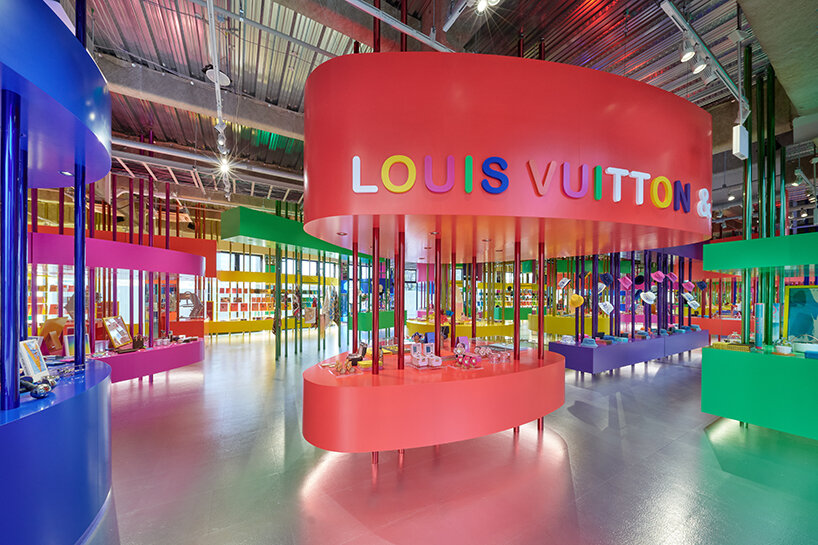 vivid pops of color + shiny pillars form sugawaradaisuke's store in tokyo for louis vuitton - 2