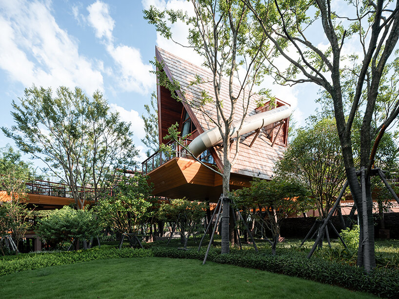 13 timber units make up aoe architects' guilin lebei homestay hotel in china