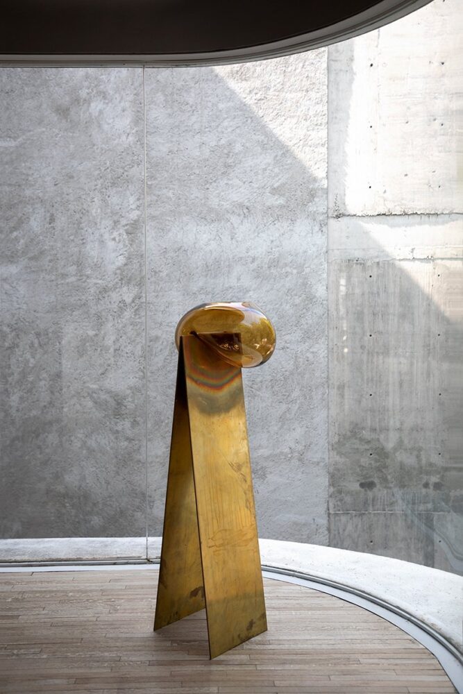 precarious amber/design by VISSIO