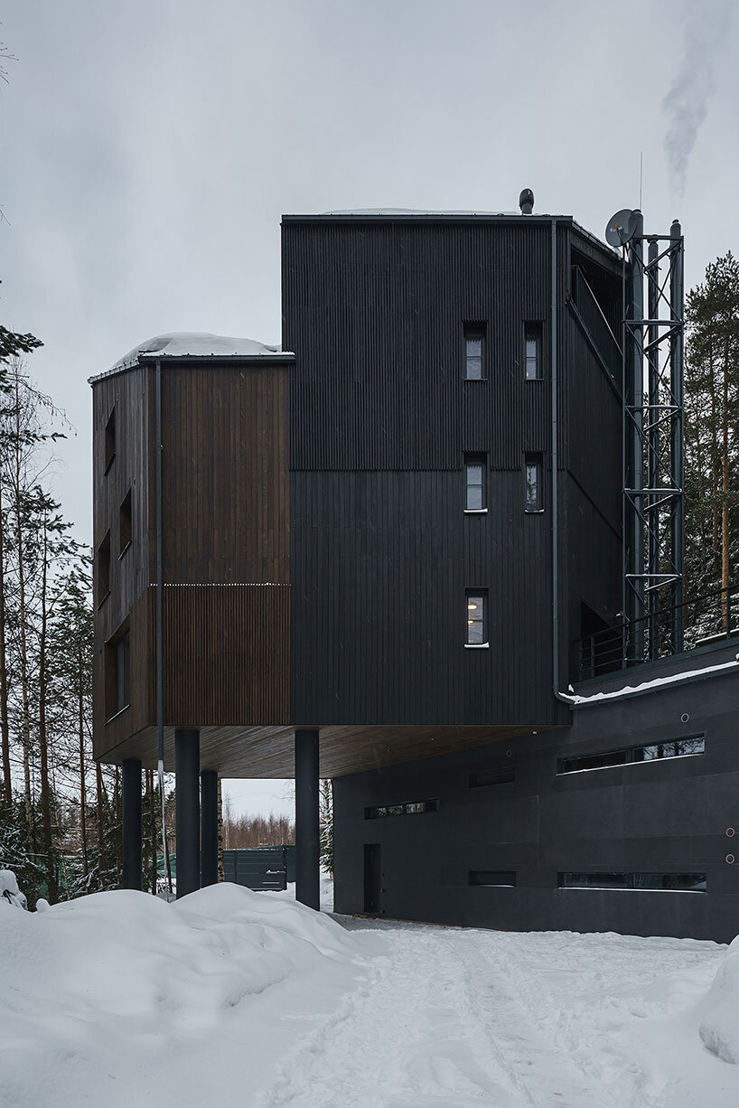 horomystudio forest view house
