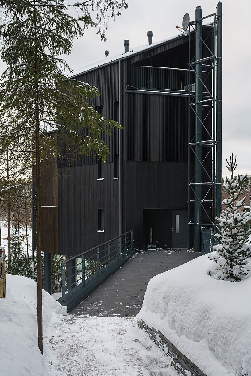horomystudio forest view house