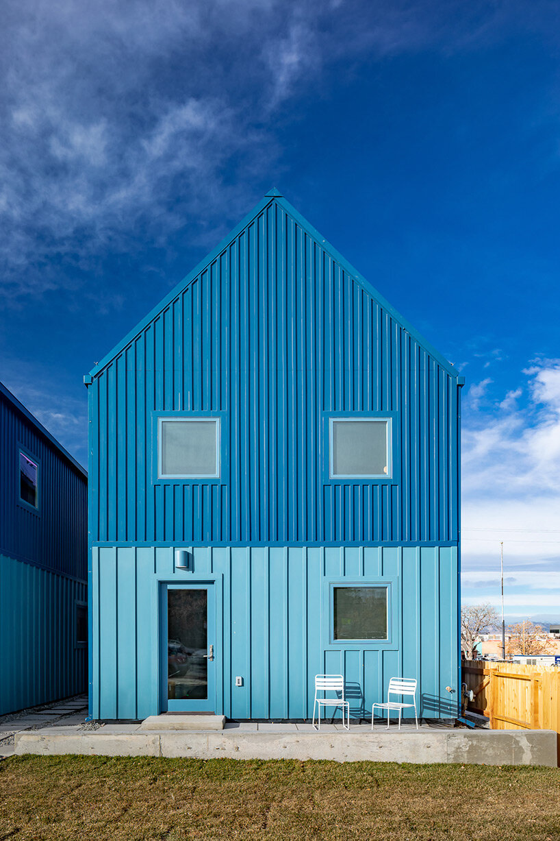 PRODUCTORA's bright blue residential complex responds to new housing needs in denver