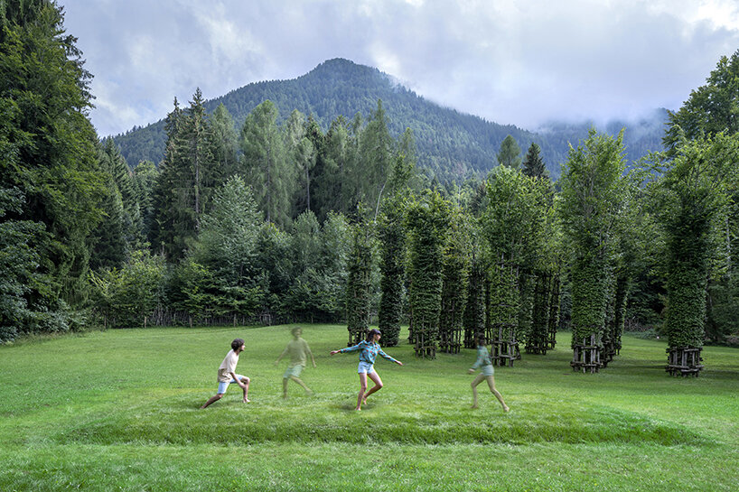 studio roosegaarde's surreal liquid landscape starts rippling by stepping on it