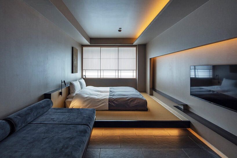 strong lines emphasize vertical and horizontal dimensions in the guest rooms