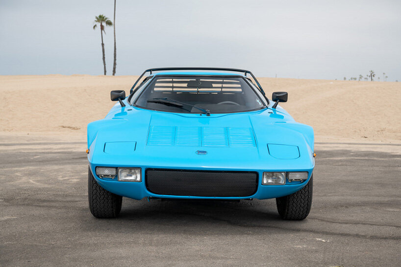 a 1975 lancia stratos HF stradale by bertone is up for auction