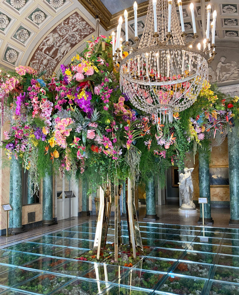 ‘the garden of eden’ by azuma makoto | image © designboom