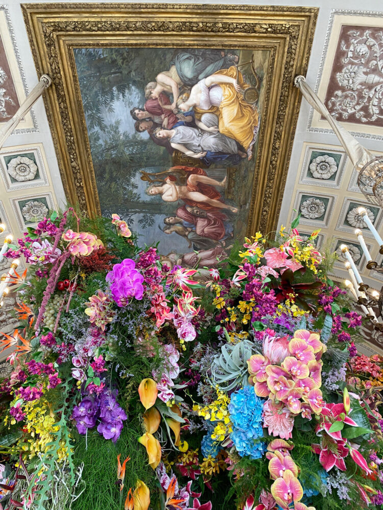 ‘the garden of eden’ by azuma makoto | image © designboom