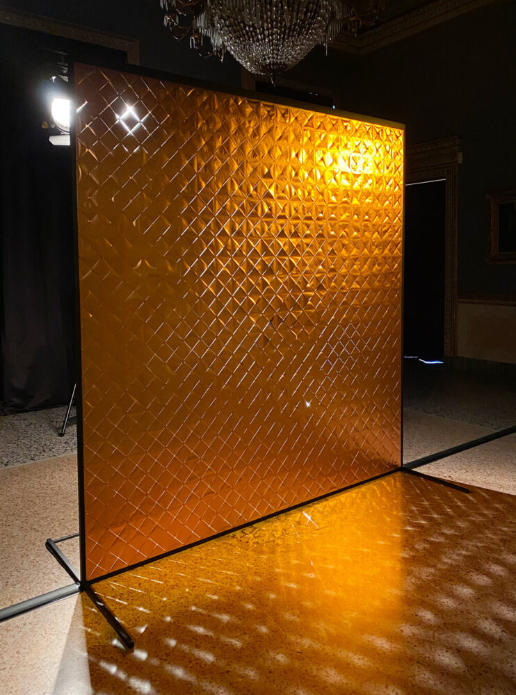 ‘lotus oculus’ by daan roosegaarde | image © designboom