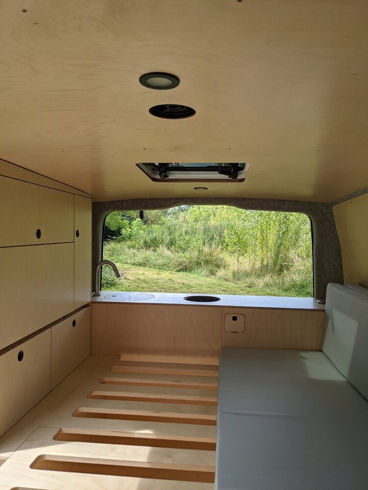 a sliding bedspring is located under the mattress