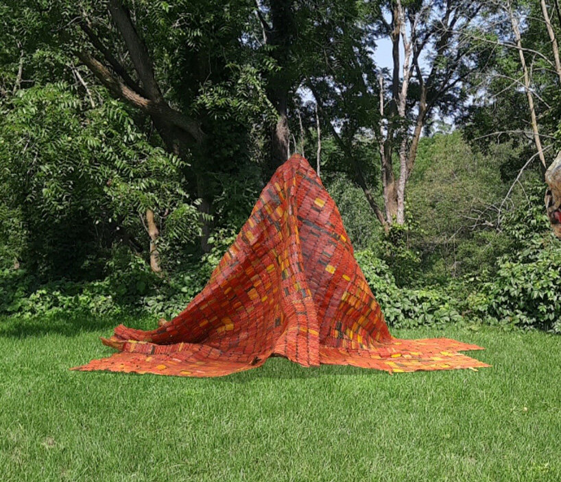 seeing the invisible: ai weiwei, el anatsui + more exhibit AR works at gardens across the globe