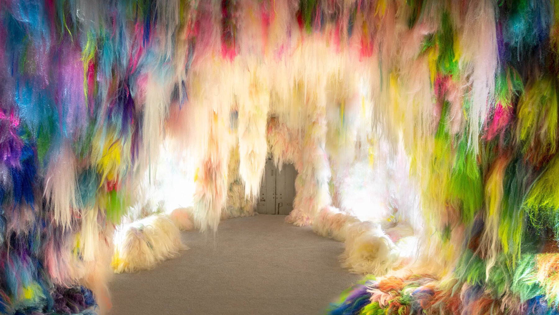 shoplifter-hair-installations-designboom-06
