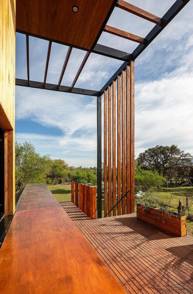 metal frame supports the wooden blinds