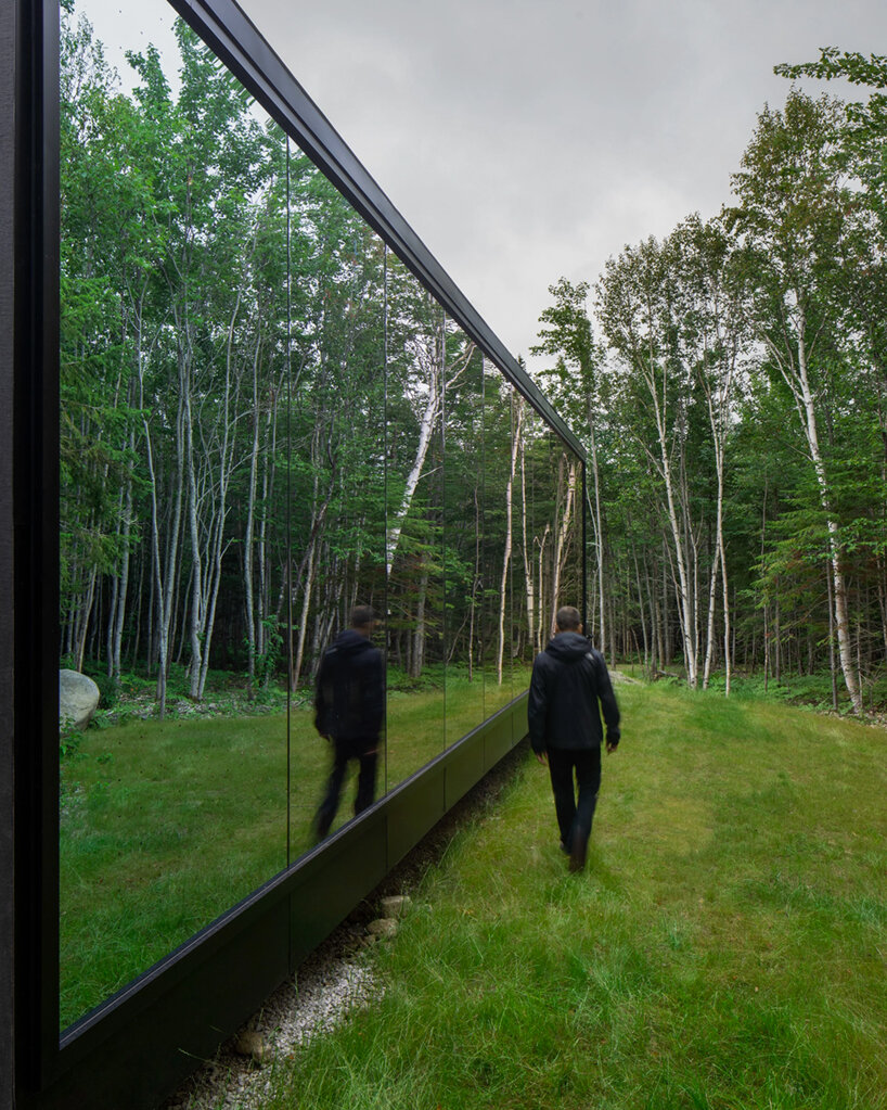 forest glamp bourgeois lechasseur