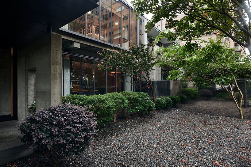 mirror-like stainless steel panels