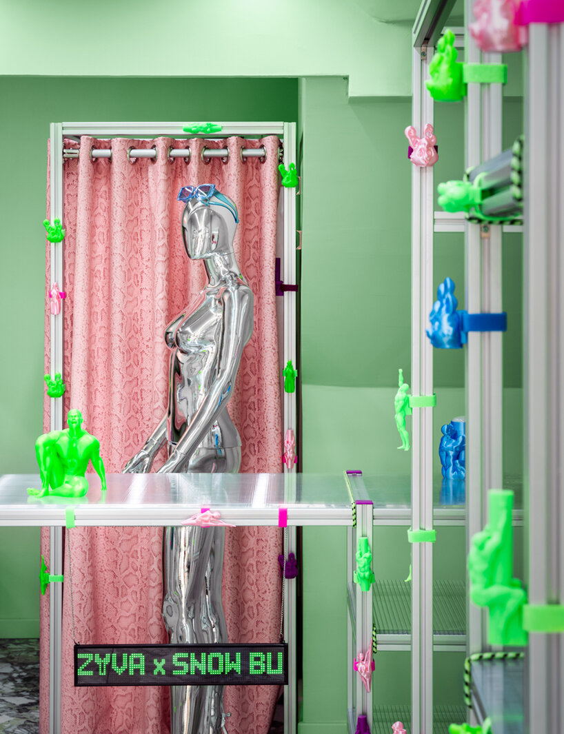 zyva studio snow bunny