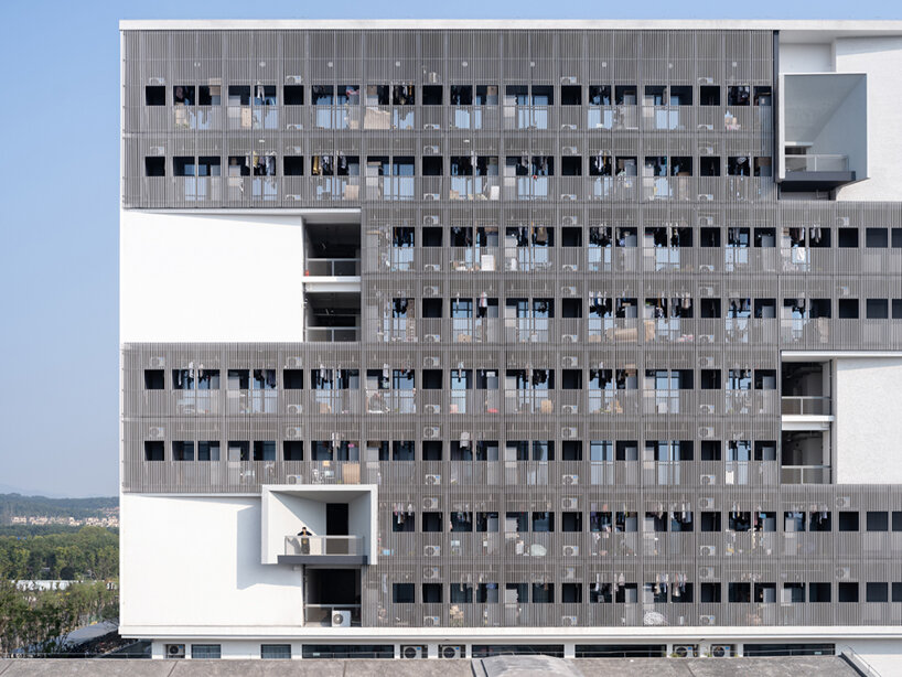 image © qingshan wu