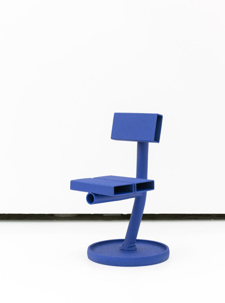 philippe malouin, chair, athens park bench bracket. square tube, 20kg bodybuilding plate,2021, steel,78 x 46 x 60 cm. © philippe malouin. courtesy the breeder