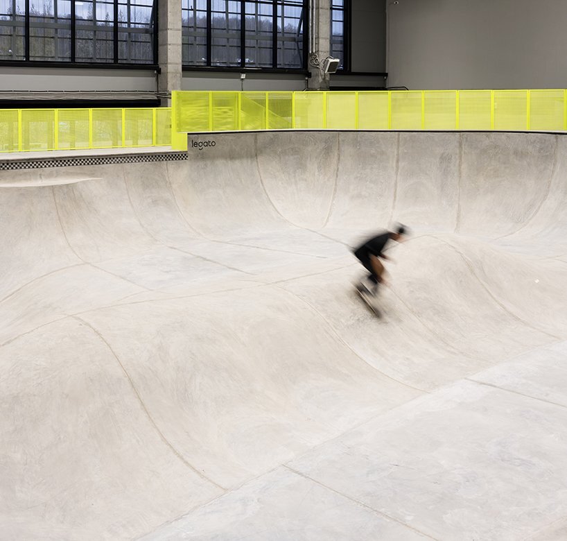 a ‘plywood ocean’ skatepark completes europe’s biggest extreme park in russia