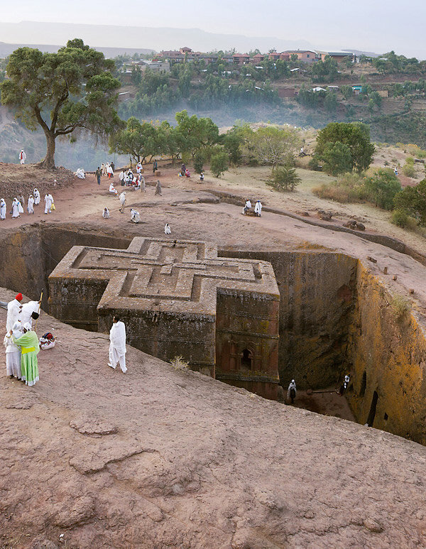 EARTH-BOUND   ARCHITECTURE - designboom