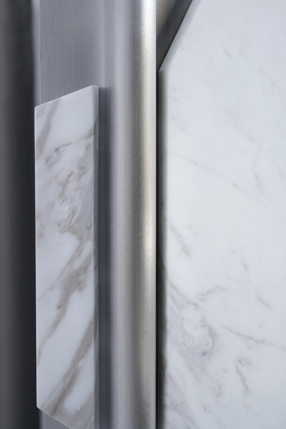 vase
, marble and aluminium, 2021