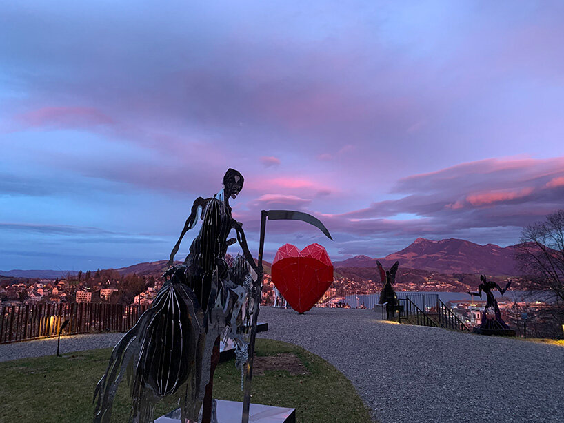 vasily klyukin's ebook presents an imaginary journey through dante's inferno