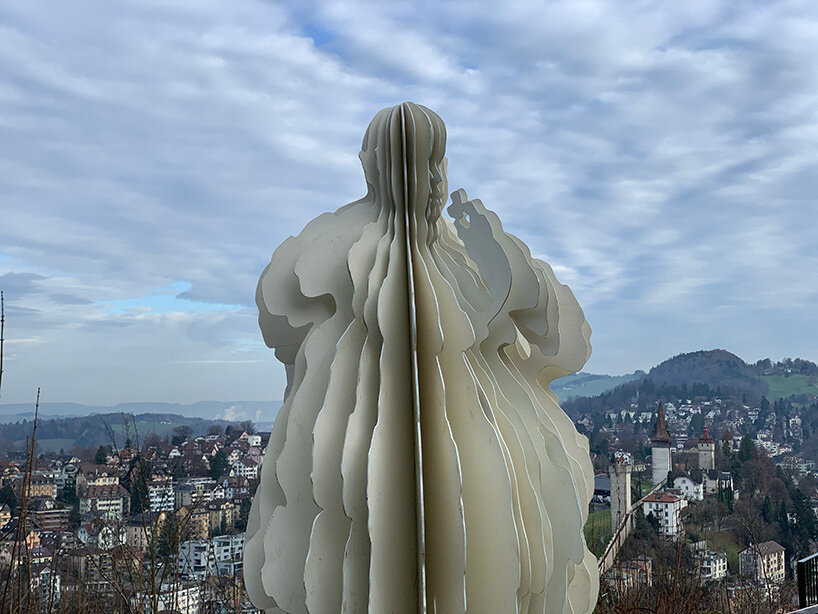 vasily klyukin's ebook presents an imaginary journey through dante's inferno