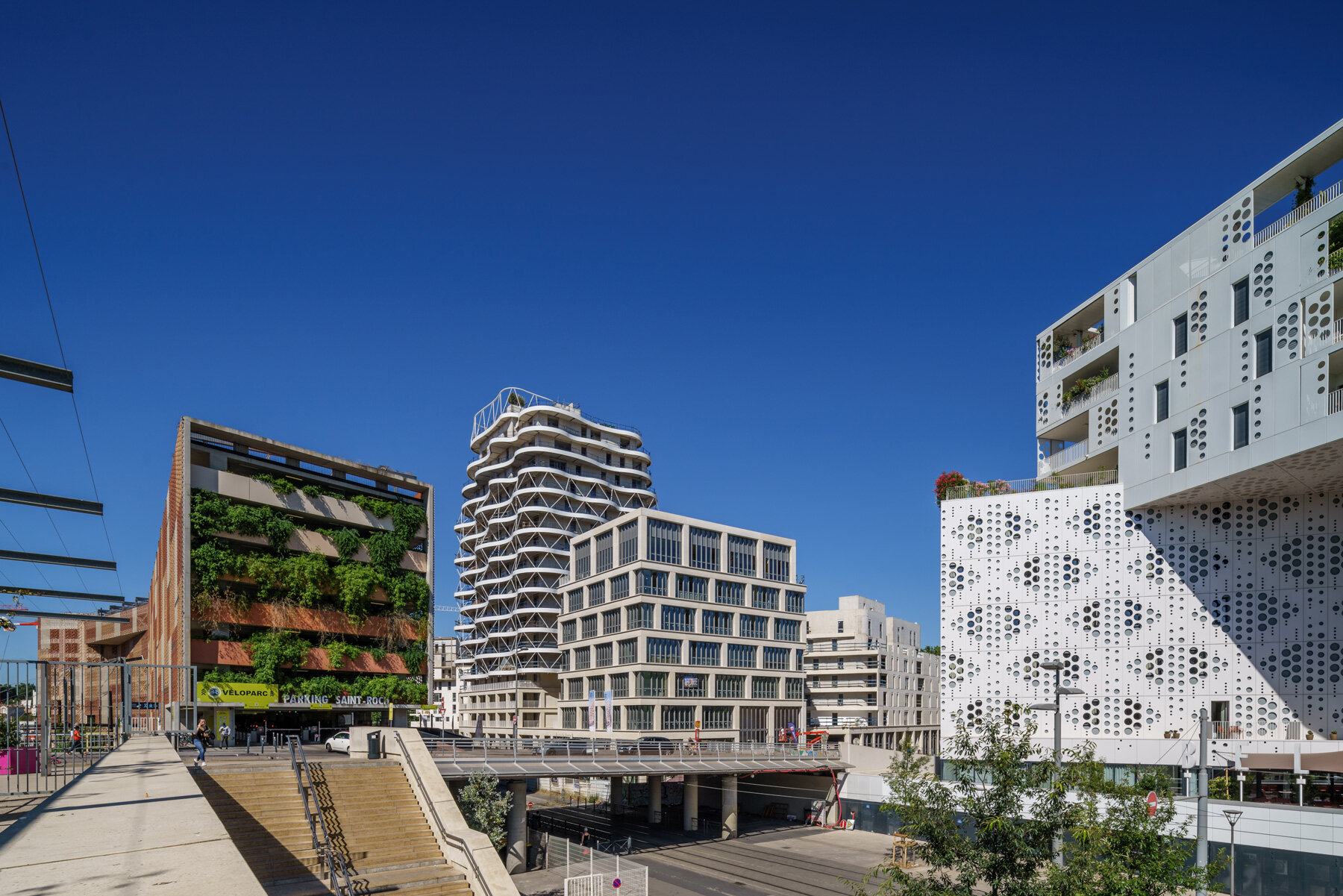 brenac-gonzalez-associes-higher-roch-housing-development-montpellier-designboom-large