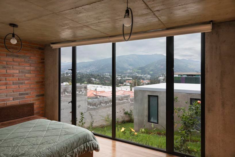 views opening towards the surrounding scenery 