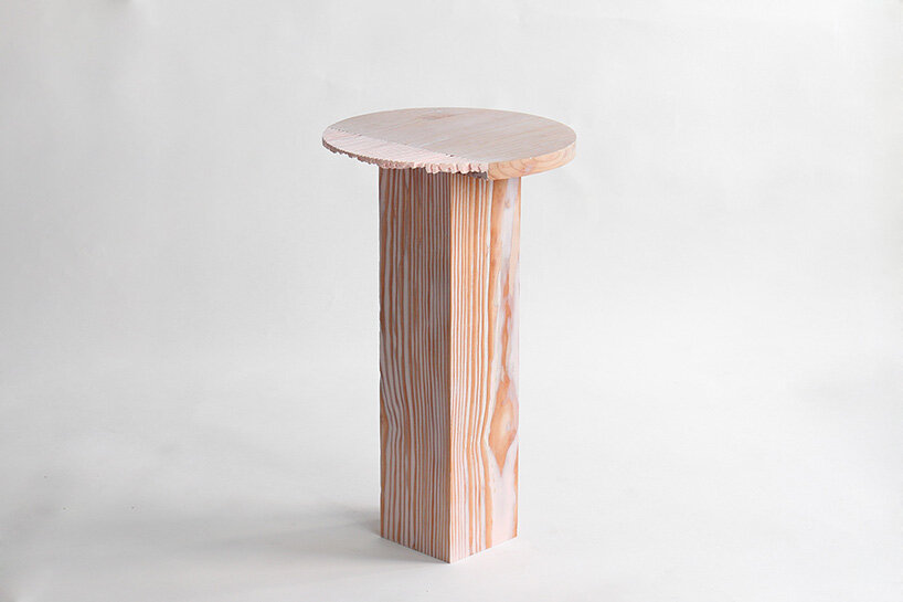 according to the grain grain pink table