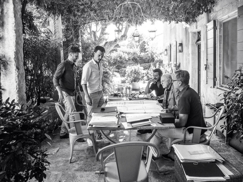clockwise from left: karl fournier, olivier marty, björn dahlström, pierre bergé and madison cox, under the arbour at mas théo (pierre bergé’s home, saint-rémyde-provence). image courtesy and copyright © studio KO (pages 120-121)