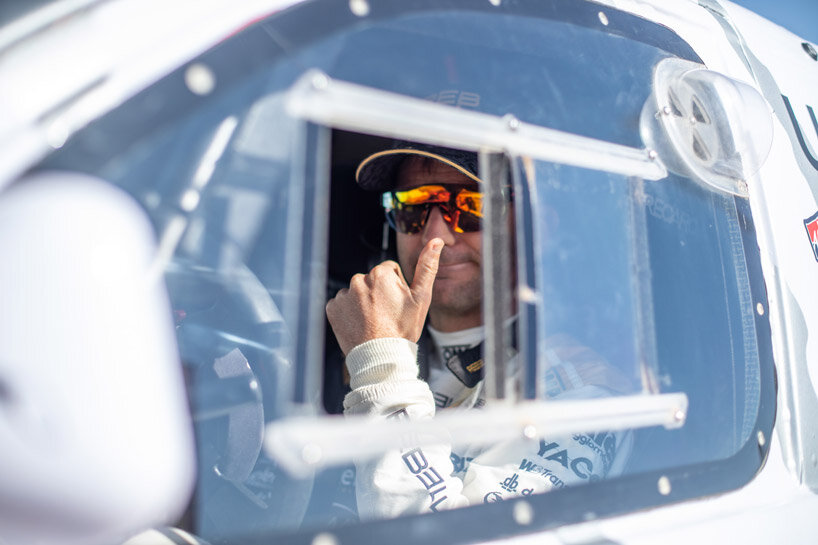 interview with racing legend romain dumas on dakar 2022 and future of motorsports