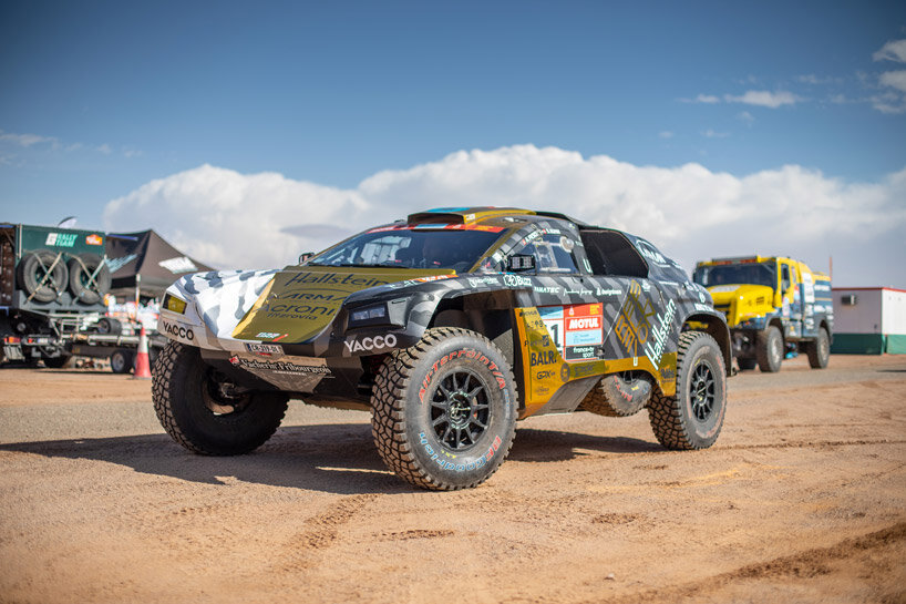 interview with racing legend romain dumas on dakar 2022 and future of motorsports