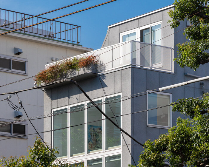 in tokyo, van der architects' house on kananadori is photographed by vincent hecht