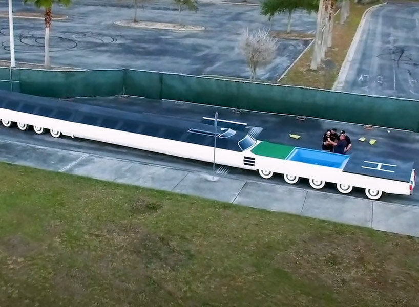 100-feet world’s longest car complete with a swimming pool, golf course, and helipad