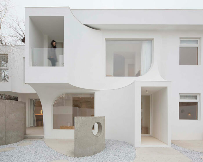 atelier d’more sculpts this 'sleeping lab' in an historic village outside beijing