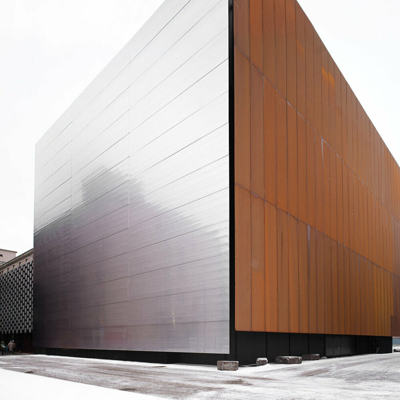 two suspended steel elevations bring in a weightless quality