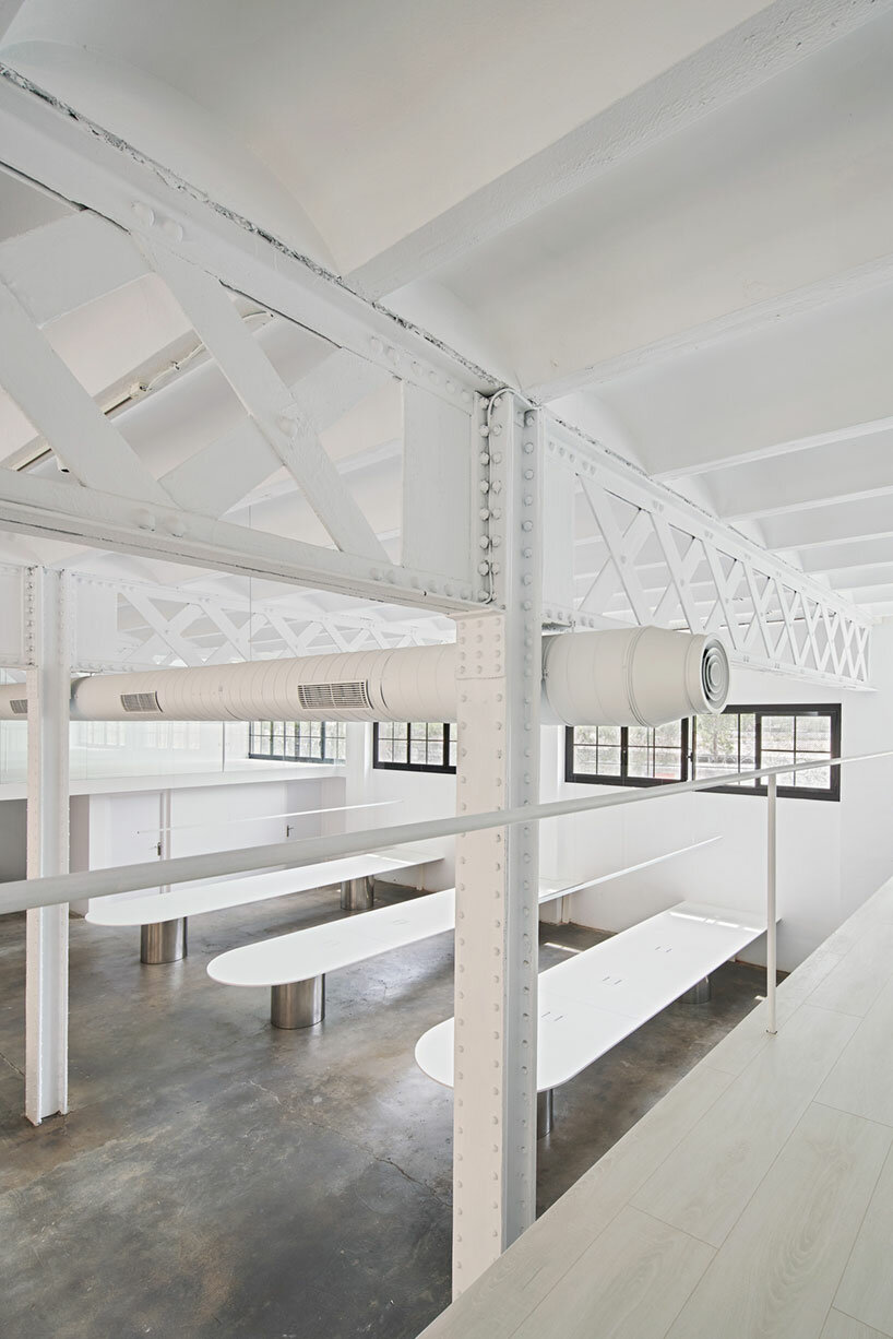 Isern Serra curates industrial minimalism in Barcelona with workspaces for TheKeenFolks - 3