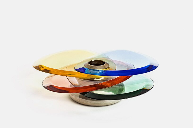 Max Ingrand, Flower vase, c. 1954, colored crystal plate and nickel-plated brass, 7x31 cm, Galleria Michela Cattai.