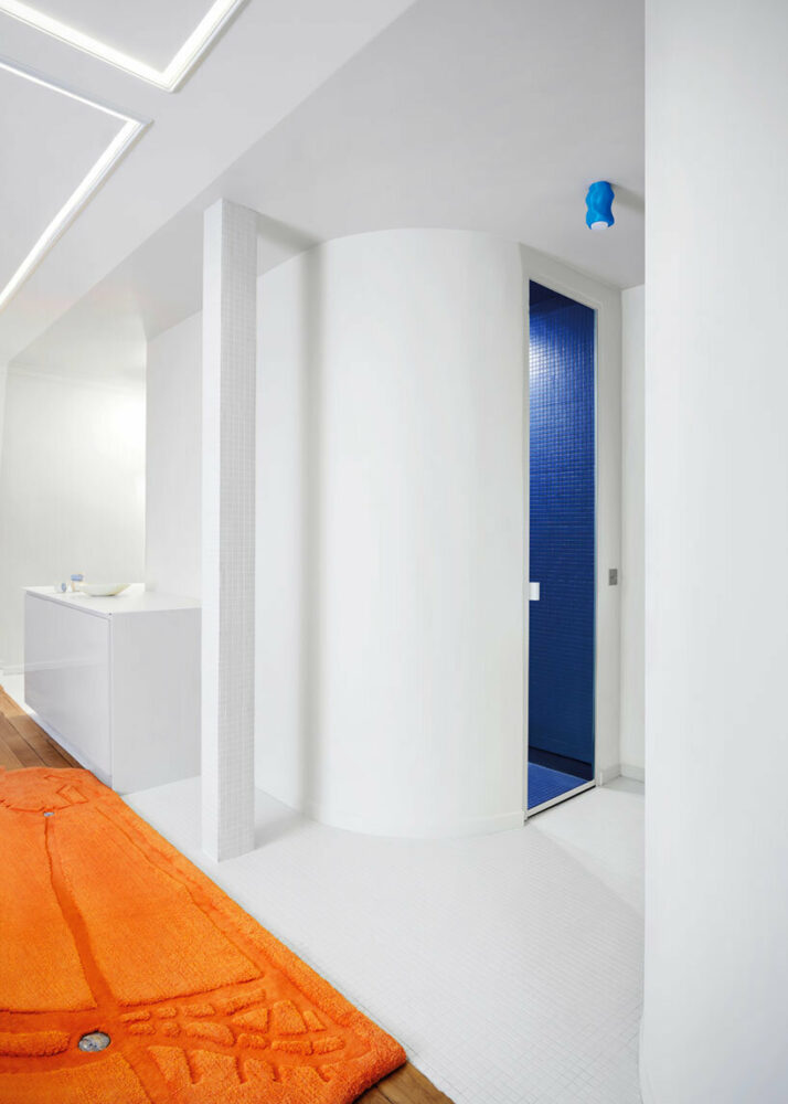 zyva studio's straight curves apartment brings vibrant digital motifs