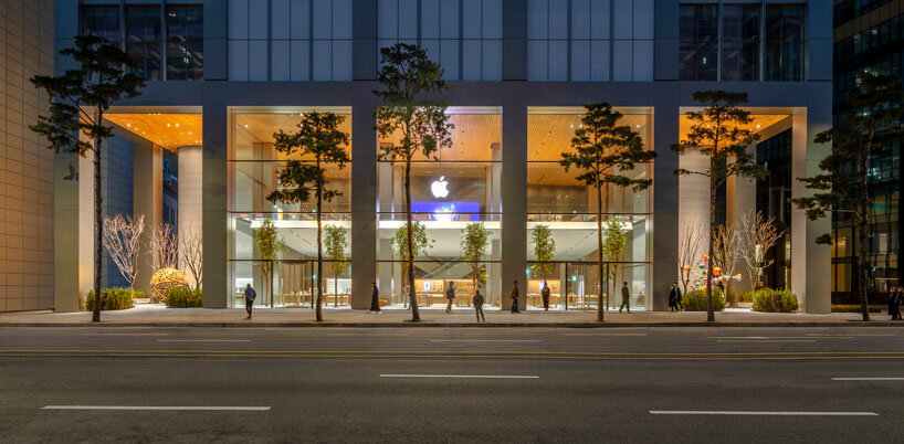 Foster + Partners unveils first flagship Apple Store in India