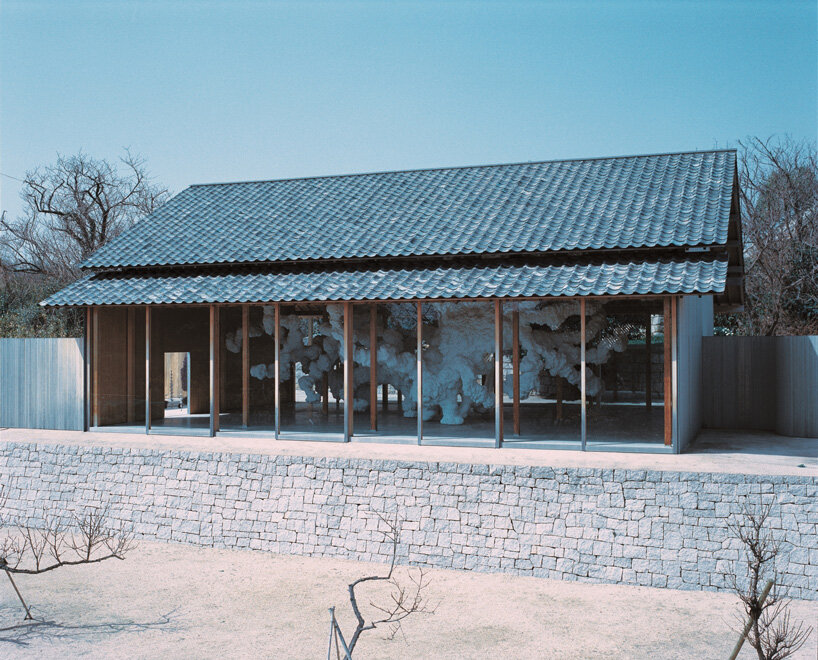 kazuyo sejima co-curates 'symbiosis: living island' exhibition at japan house london