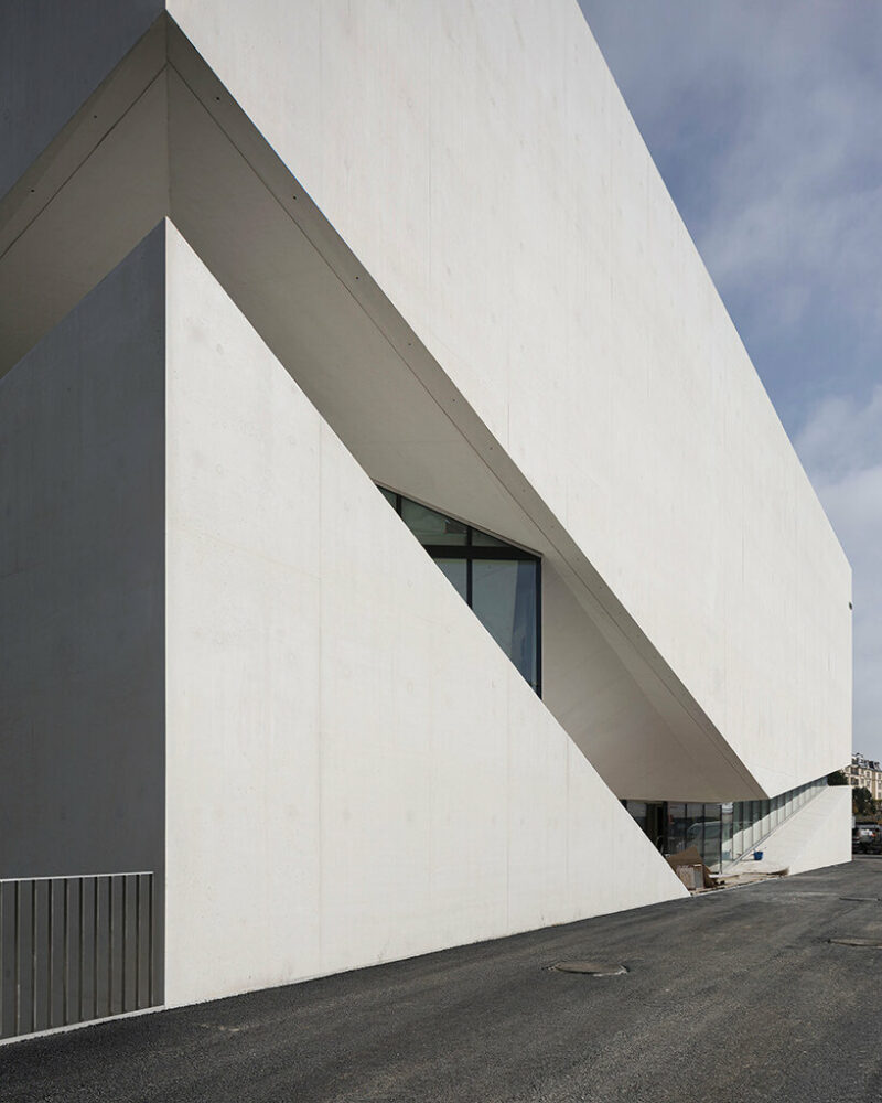 Museum of Contemporary Design and Applied Arts (mudac) and Photo Elysée | Image © Matthieu Gafsou