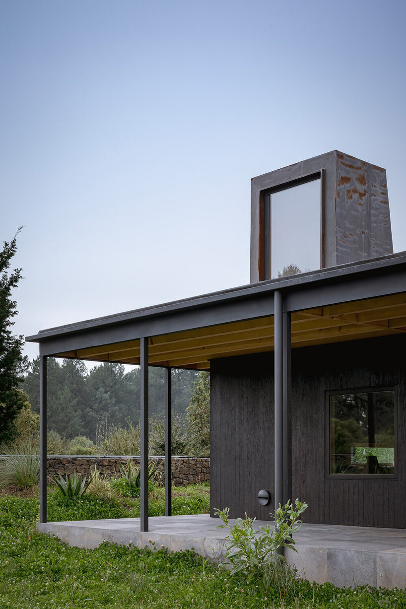 net-zero retreat in mexico combines home, studio + off-grid bathhouse