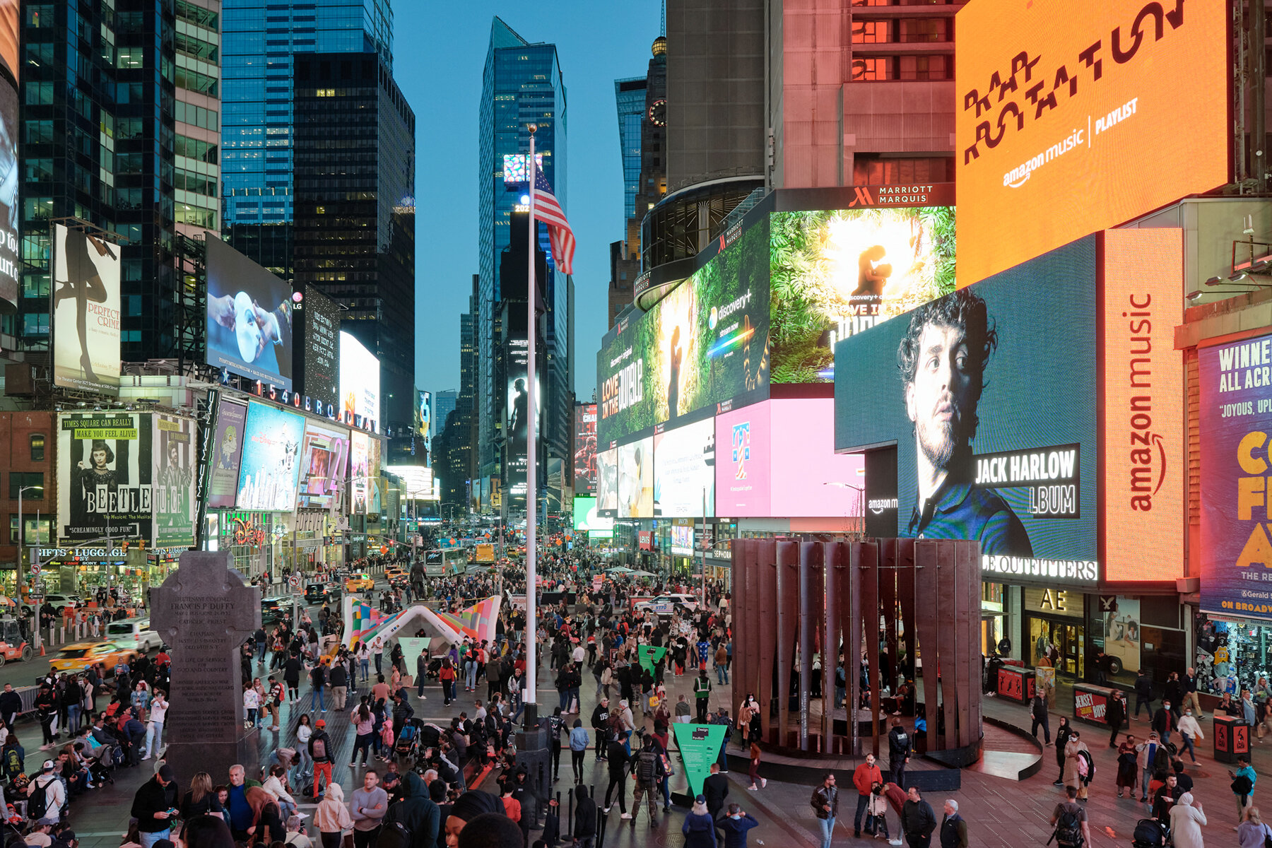 CLB-architects-design-pavilion-times-square-nycxdesign-designboom-08a