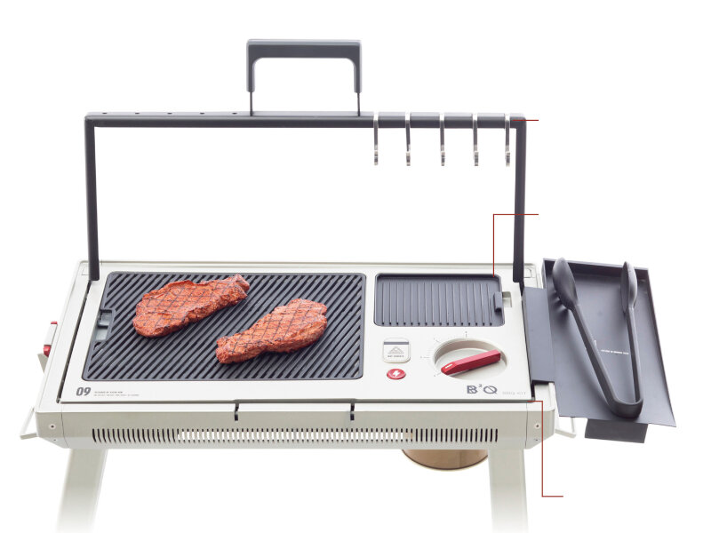 taiwan-based designers create a foldable and portable BBQ kit anyone can bring anywhere
