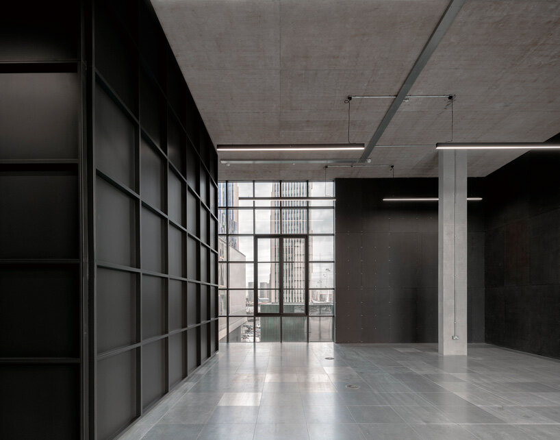 polished aluminum clads artists' ateliers by barozzi veiga at london's design district