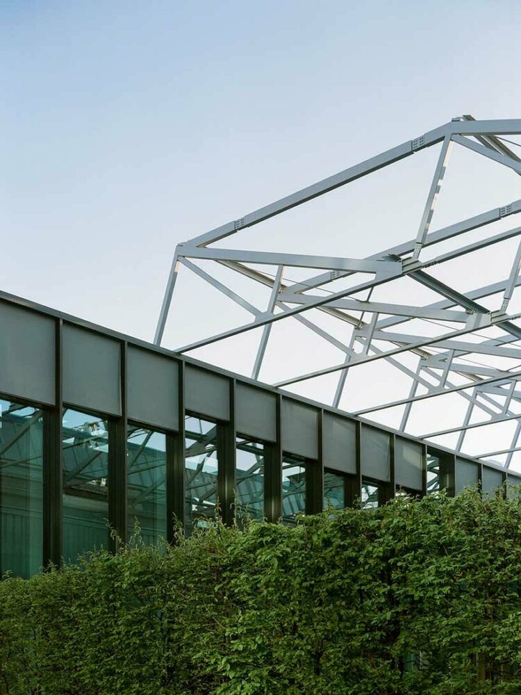 courtyard detail | image © Lorenzo Zandri 