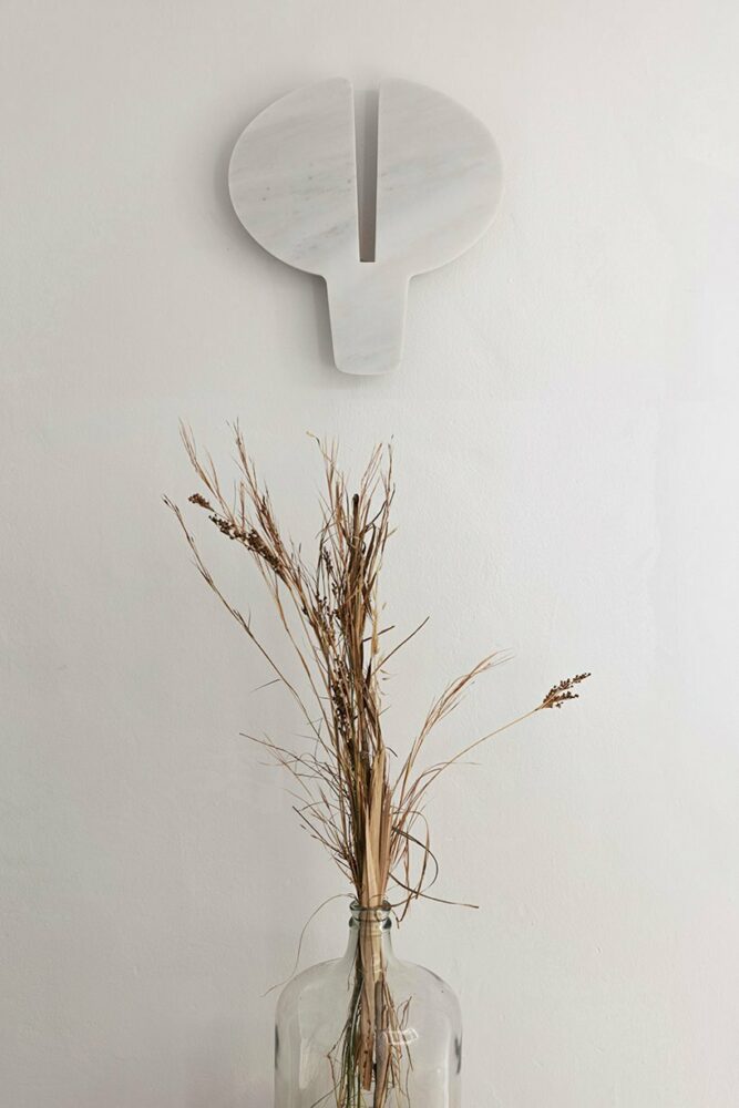 the result is faithful to the pure forms of Cycladic architecture