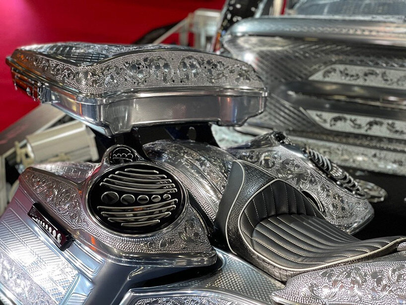 harley davidson with fully engraved metallic body takes tokyo auto salon 2022 by storm