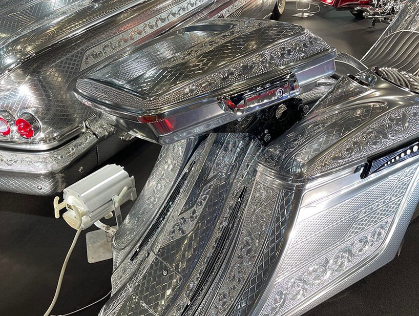 harley davidson with fully engraved metallic body takes tokyo auto salon 2022 by storm